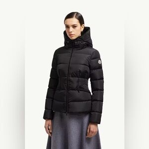 Avoce Hooded Short Down Jacket SIZE 3